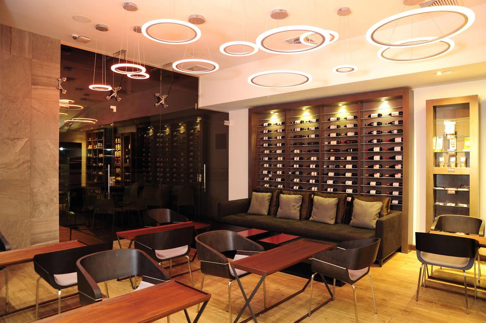 Western Zen Hotel Panama Stadt